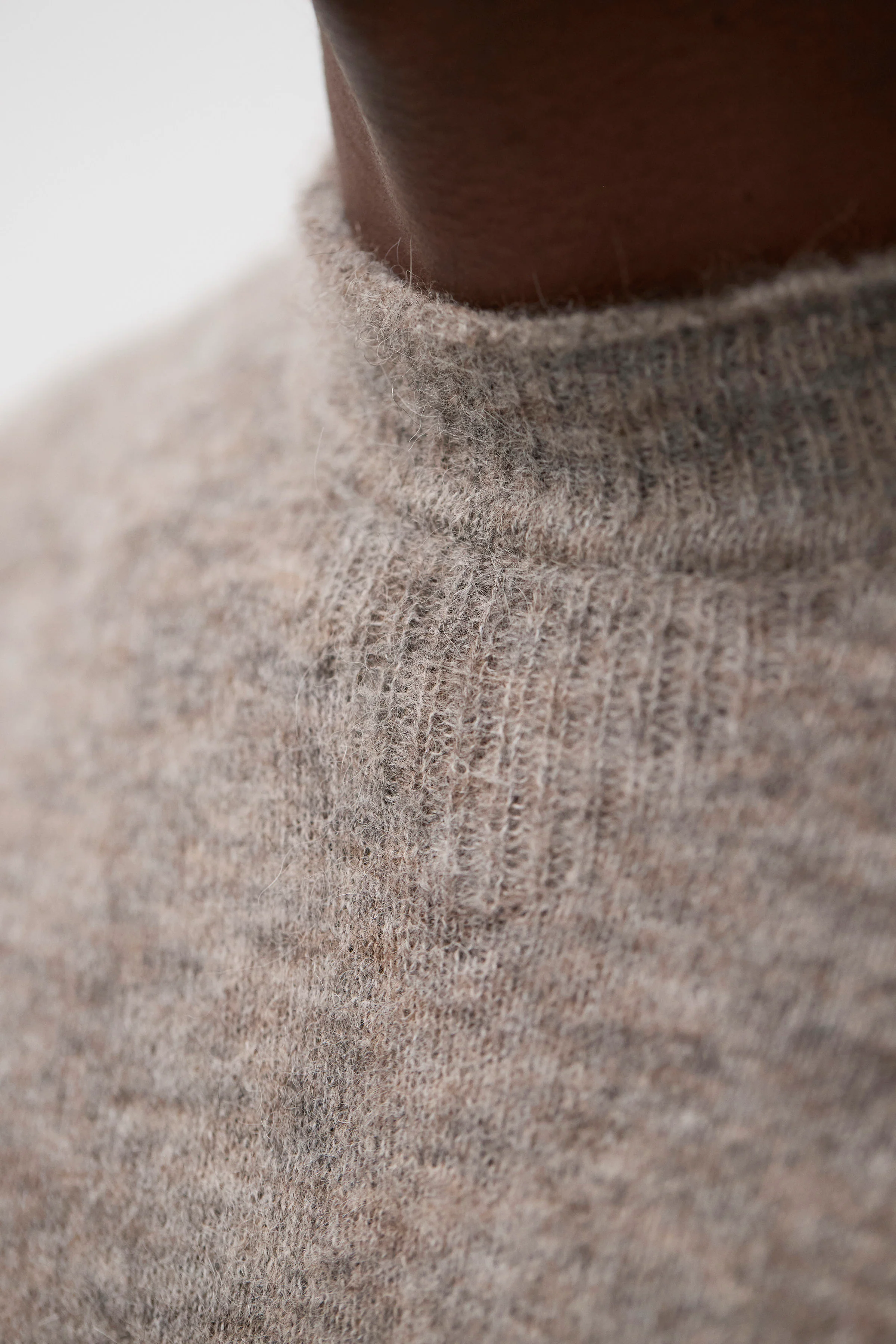 Nordrevik Baby Alpaca Sweater - Image 4