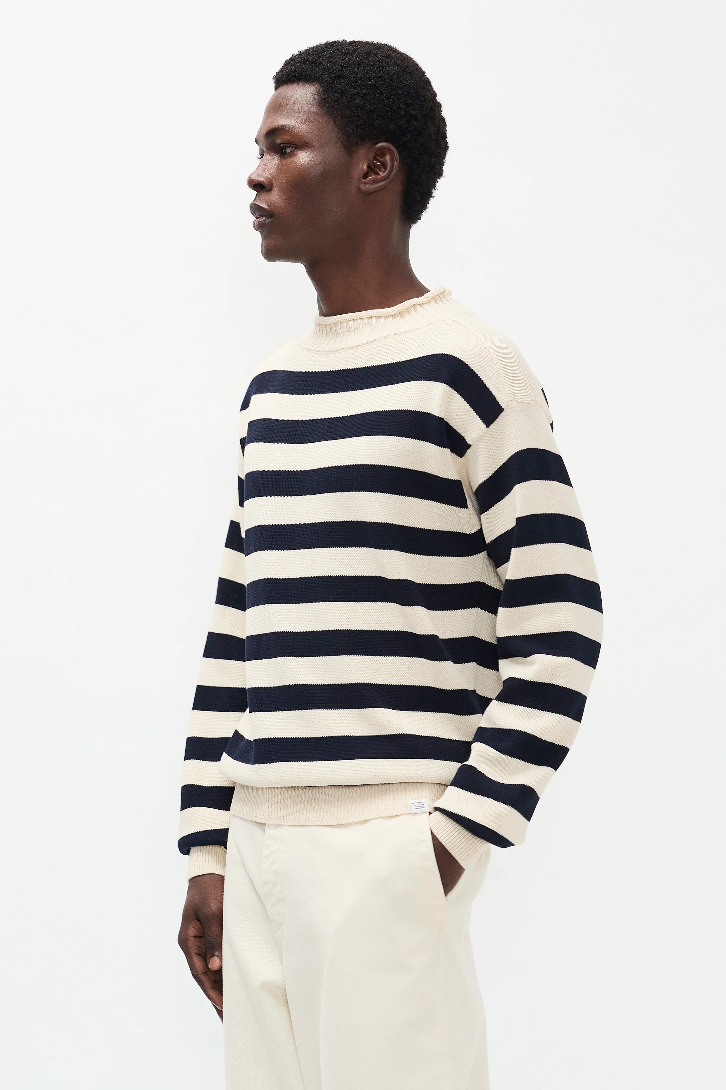Sagvatnet Roll Neck Sweater - Image 2